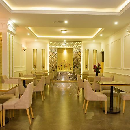 Elegant Hotel Plây Ku Exterior foto